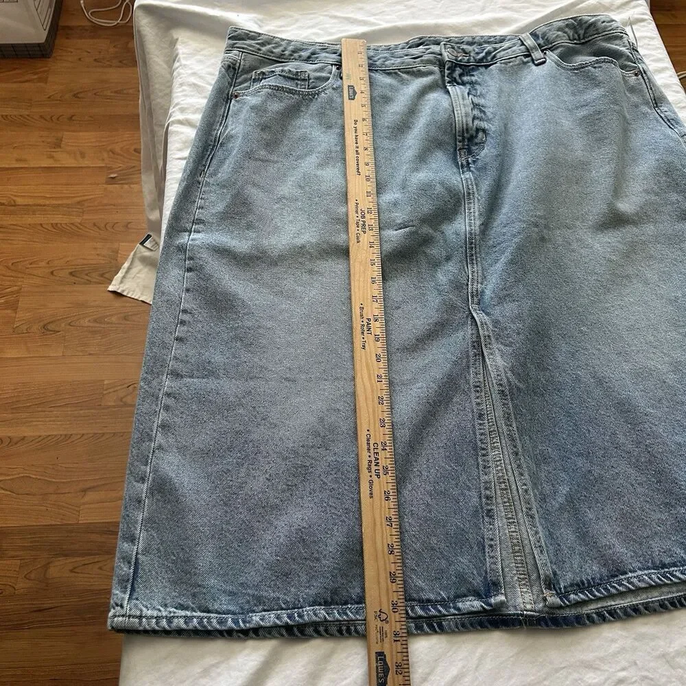 Old Navy Denim High Rise Secret Smooth Pockets Midi Skirt Plus Size 24 3XL